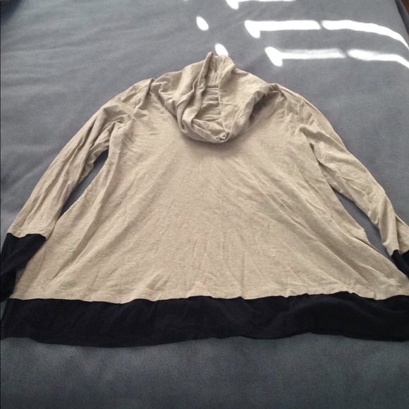 ❤️4 for $20❤️💰 💰💰💰💰Calvin Klein Shirt - Picture 1 of 3